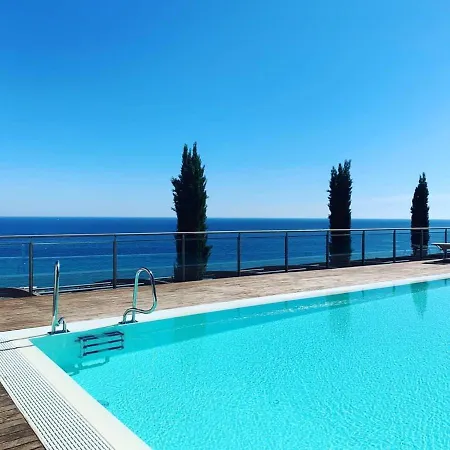 Lägenhet Ampio Bilocale Con Terrazzino, Box E Piscina - Poggio Fiorito *